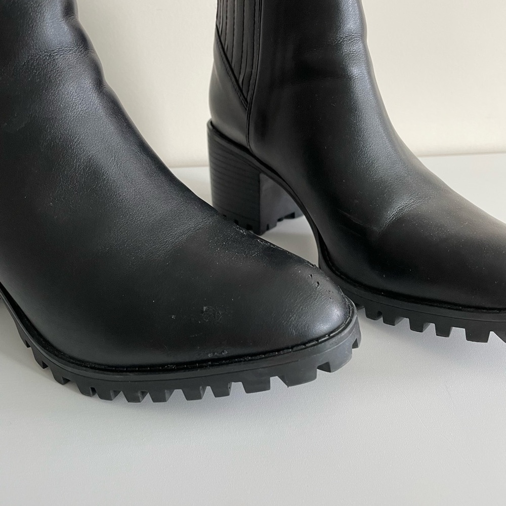 Zara heeled boot 7.5